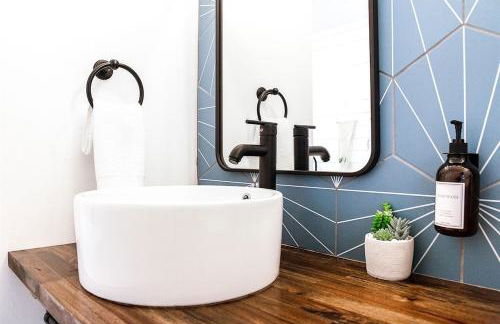 Scandi Chic-mins to KSU, Sleeps 5, wKing, pet friendly - Foto 25