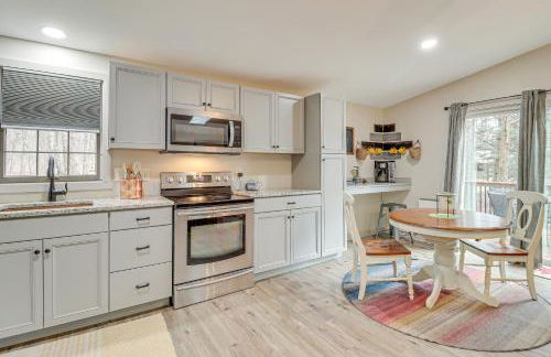 Peaceful Pocono Gem! Cabin 6 Mi to Dtwn Jim Thorpe - Foto 12