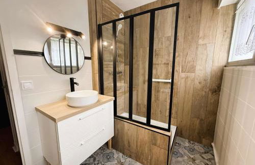 Bénodet : Superbe T2 rénové à 100m de la plage, parking inclus - FR-1-481-90 - Foto 14