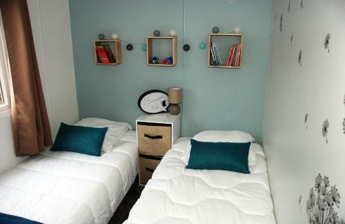 Mobilhome 2ch récent et climatisé-terrasse fermée-jardin sans vis à vis-camping 4 étoiles Les Charmettes - Foto 9