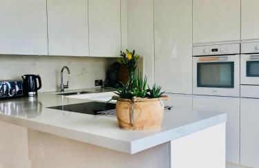 Luxury 2 bedroom apartment 20 min from central London - Foto 10