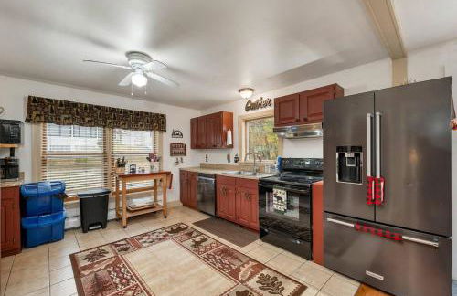 Home Away From Home in Down Town Meredith - Foto 9