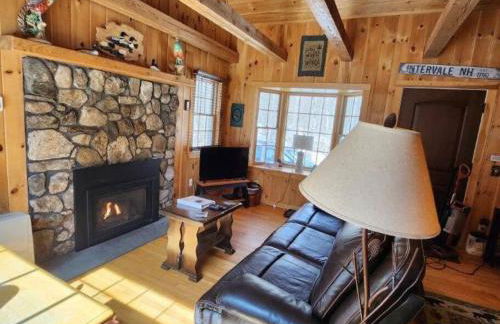 Private Cabin on 1.7 acres w/ Fireplace White Mtns - Photo 2