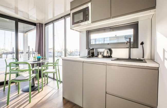 Beautiful Houseboat With Shared Pool - Foto 12