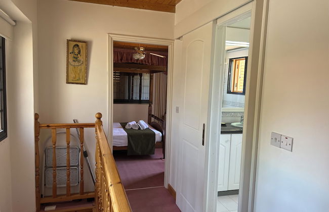 Charming Villa in Pano Platres, Cyprus - Your Home Away From Home - Foto 7