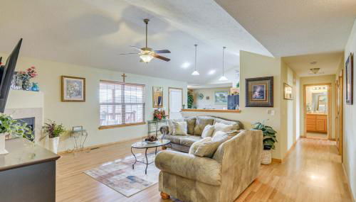 Springfield Area Retreat! Family Home with Yard - Foto 5