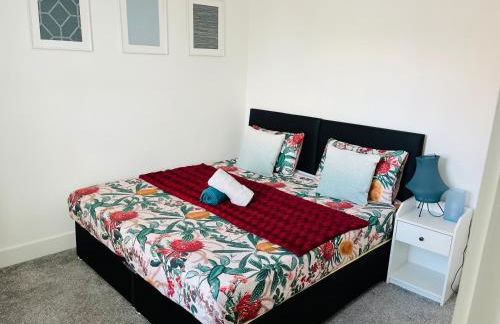 Castle view Rochester - Photo 13