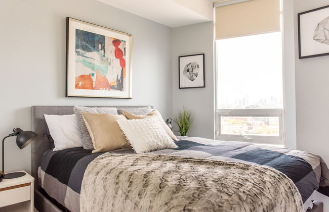 QuickStay CN Tower View Condo in Fort York - Foto 12