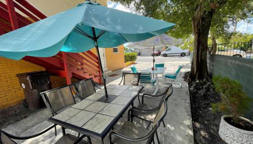 2BR Comfortable Downtown House Near Beach and More - Foto 5