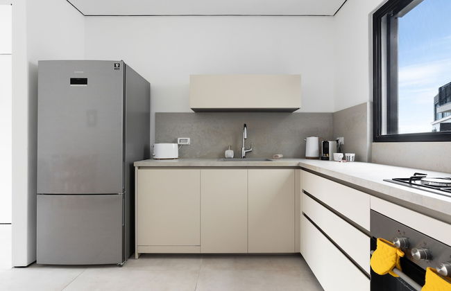 Elegant 2BD Apartment in Jaffa Area - Photo 12