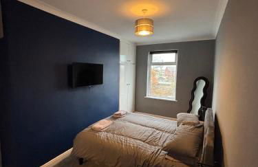 Affordable Luxury 2 Stunning apartment Sunderland close to City centre hospital Crown Works Studio and Nissan - Foto 17