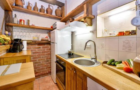 Cozy Home In Slavetic With Kitchen - Foto 25