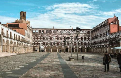 En el corazón de la ciudad - Foto 13