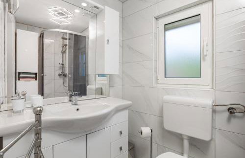 House Bajota with terrace and sea view - Foto 15