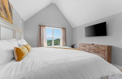 High Cliff Cabin + Private Hot tub at Table Rock Lake - Foto 64