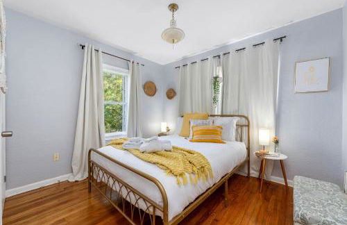 Tiny Home w MIL suite - 3 MI to DT - Foto 5