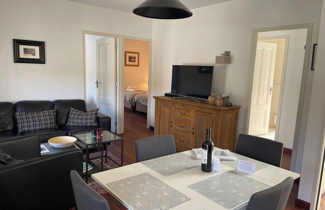 Le Baron Apartments - Photo 20