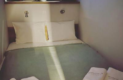 Hausboot mit Motorboot - Foto 5