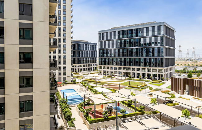 Luxury at Socio Dubai Hills 2 Beds Sleeps 4 - Photo 20