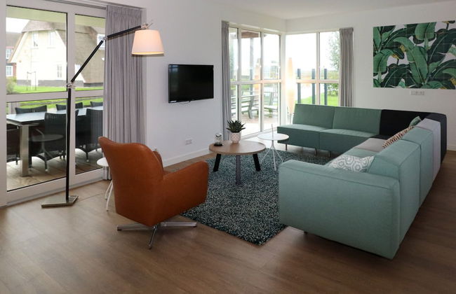 Lakeside Villa With Terrace - Foto 9