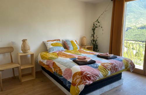 Très belle maison spacieuse et lumineuse, vue sur la station de Risoul et de Vars - Foto 32