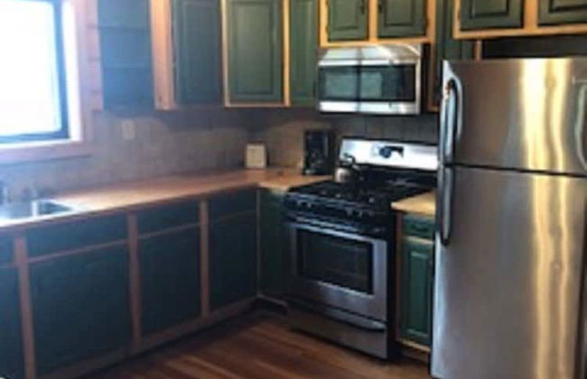 Riverbay Adventure Inn - Photo 16