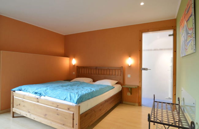 Scenic Villa Near Lake View - Photo 5