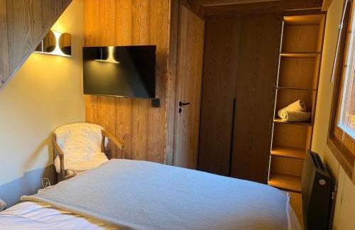 Before making a request, please read my host profile at the bottom of the page # Chalet Pinar - ski-in I ski-out with terrace - Foto 35