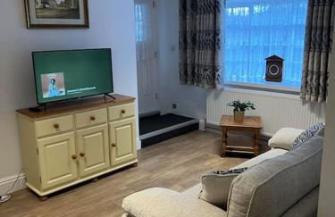 The Cottage, with Superking bed & private patio - Foto 15