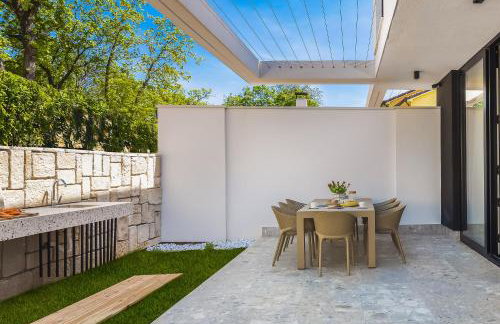 Luxury Villa Ole with Pool - Foto 38