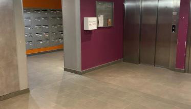 10 min from Paris AND close to Metro - Foto 5, Lobby or reception