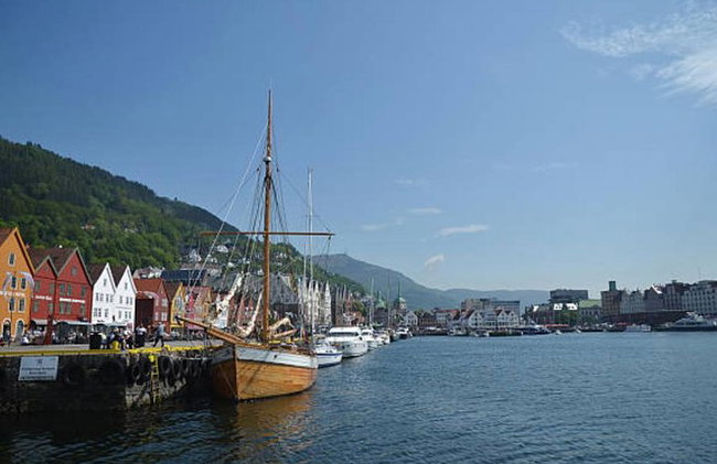 Bergen: Mostraumen Fjord Cruise - Photo 4