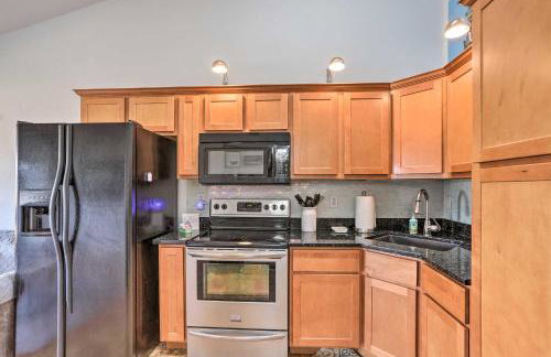 Quaint Couples Escape Pool, Near Lake Erie! - Foto 2