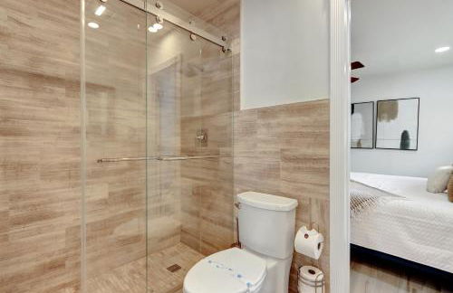 Riviera - Canal Views, Pool, & Work Friendly. - Foto 23