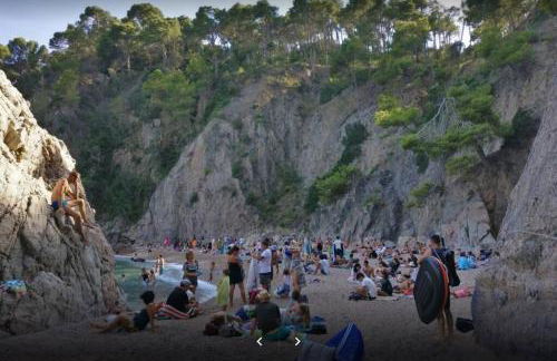 Appartement tout confort avec WIFI vue sur mer et piscine communautaire secteur EL GOLFET à Callela de Palafrugell - Foto 31