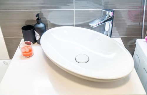 Flex SelfCheckIns 170 - Zagreb - Bedroom - Parking - Loggia - Foto 16