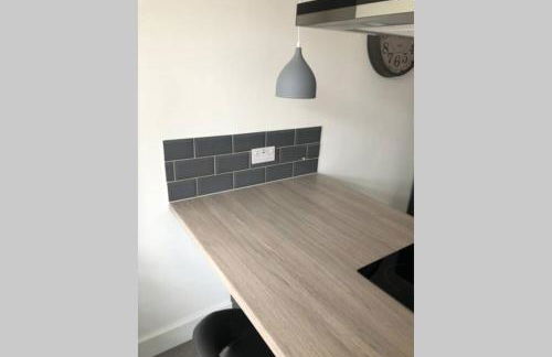 Oole 2 bed & en-suites house with parking near beach - Foto 5