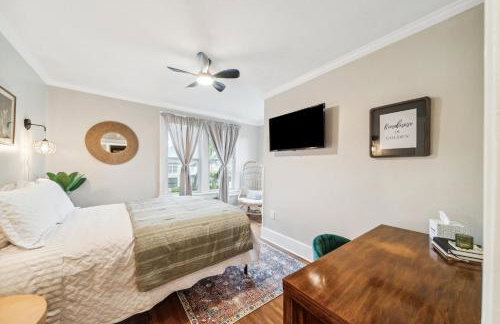 Hottub, Pool Table, Basketball, Firepit, Sleeps 8 - Photo 46