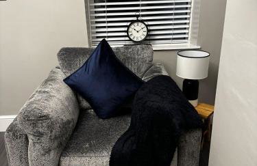 Central Near Hospital 2 Bedroom - Sleeps 4 - Self Check In - Fully Furnished - Foto 15