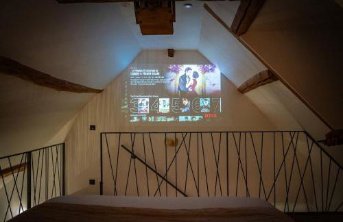 La Parenthèse Suites - appartement luxueux avec sauna et baignoire balnéo - Foto 14