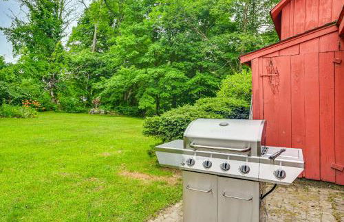 Historic Farmhouse Near Mountains and Colleges! - Foto 35