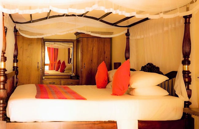 South Point Abbey Whole Villa 4 Bedroom (Sleeps 9) - Photo 18