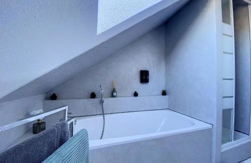 Chez Nat&Mat- Colmar gare- Parking gratuit - Foto 3