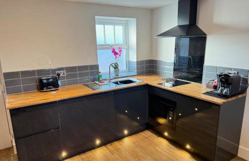 Cedar Barn - Nantwich, with Hot Tub - Foto 3