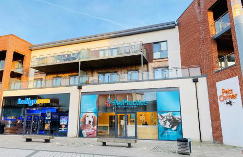 Oakgrove Apartment - 2 Bedroom with Terrance and private parking - Foto 28