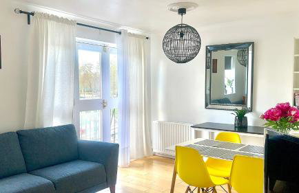 Amazing Location - City of London- 2 Bedroom Stunning Canal View House With Private Garden,Parking & Balcony - Foto 10
