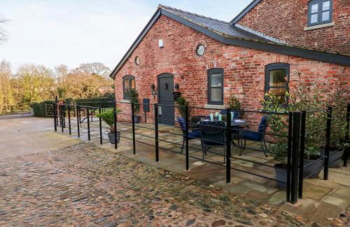 Grimsditch Dairy - Photo 1