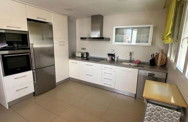 Triplex 4 Bed Penthouse Sea Views Casa Privee - Lux Four bed Two bath Terraces & Balconies - Foto 14