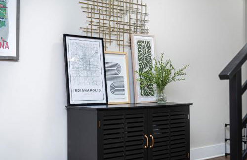 Indy Getaway - 5BR - Sleeps 16 - Arcade games - Perfect for families and groups - Foto 7