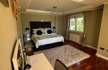 Totally Private Lux Boutique Villa Sleeps 11 - Foto 6